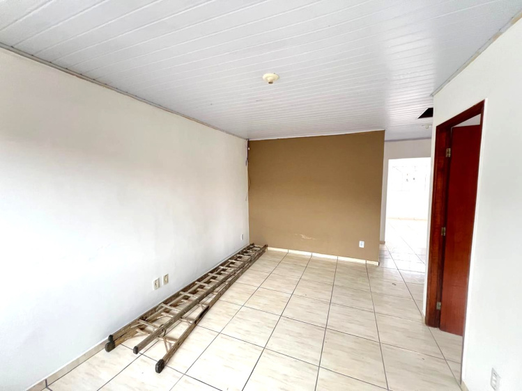 Casa Residencial / Comercial