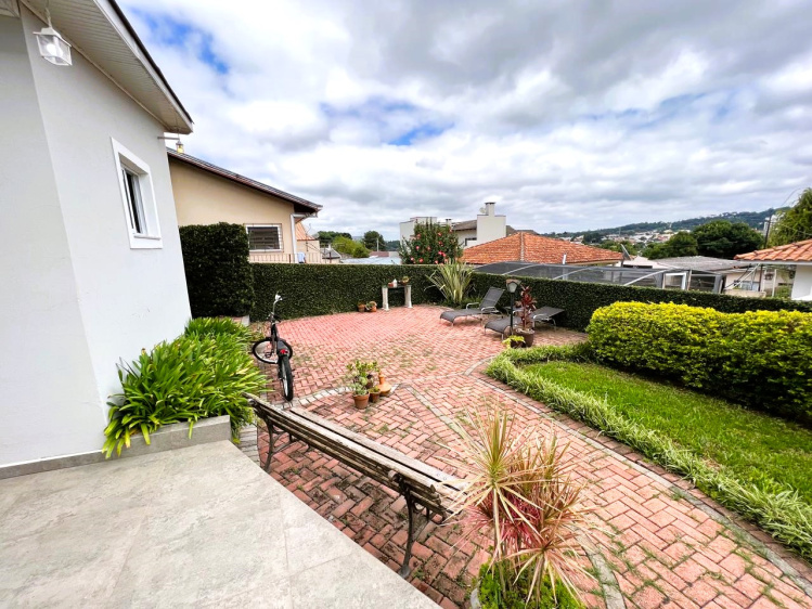 Imóvel residencial / comercial